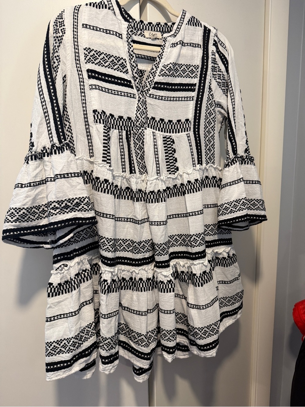 Elan Black & White Tiered Peasant Tunic